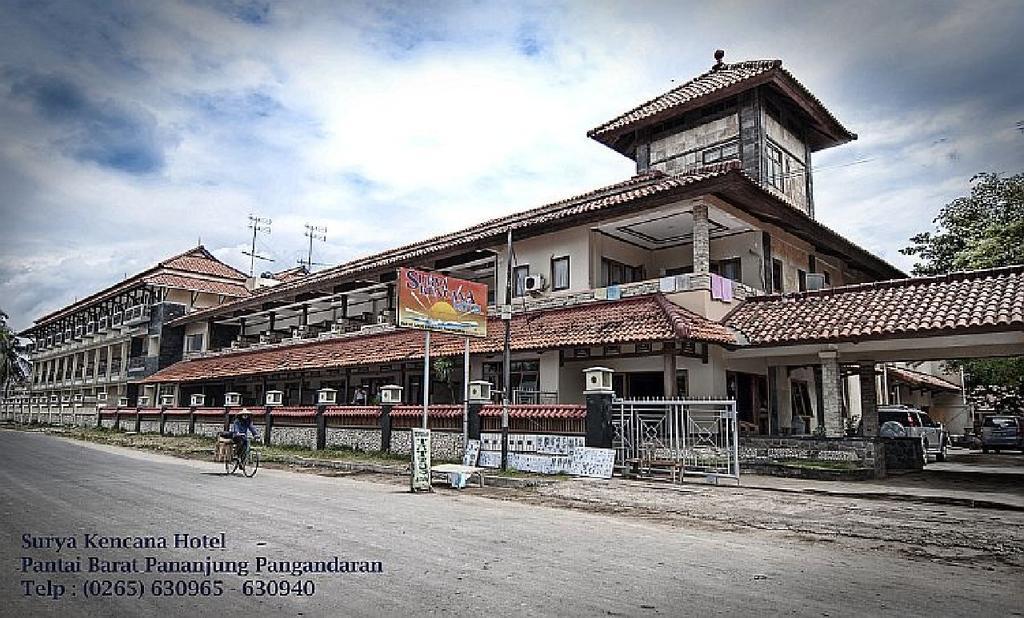 Surya Kencana Seaside Hotel