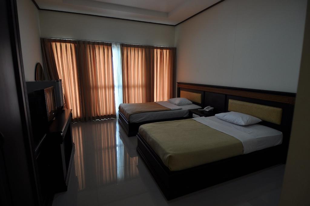 Surya Kencana Seaside Hotel