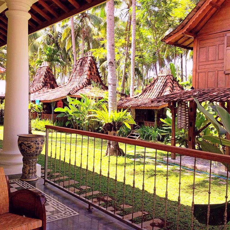 The Ermaja's Pavilion Hotel