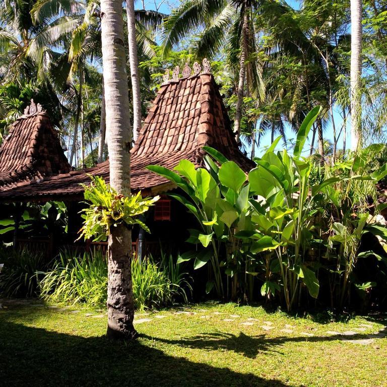 The Ermaja's Pavilion Hotel