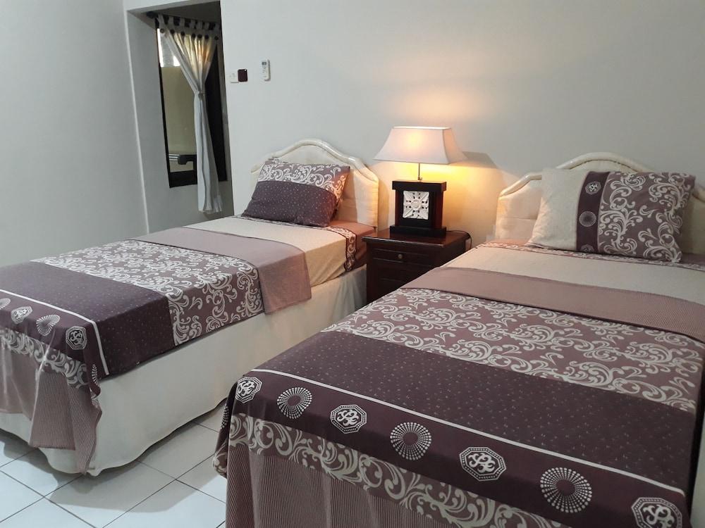 Puri Bali Hotel