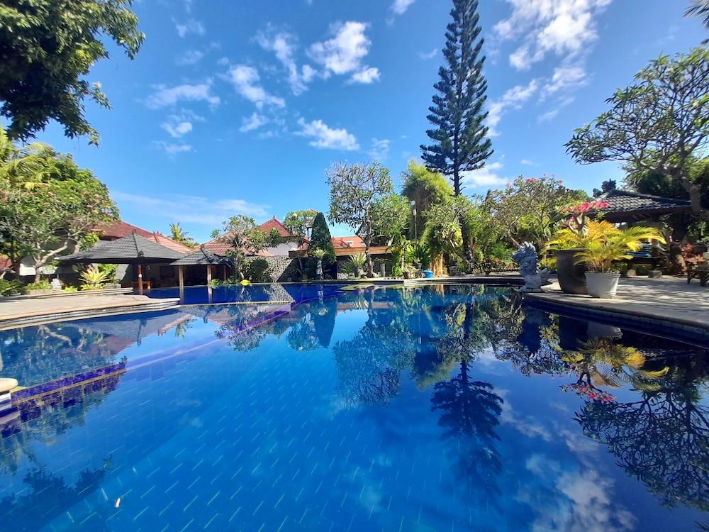 Puri Bali Hotel