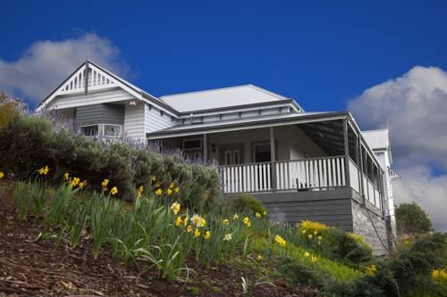 House on the Hill Bed & Breakfast