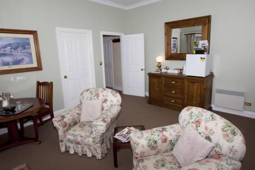 House on the Hill Bed & Breakfast