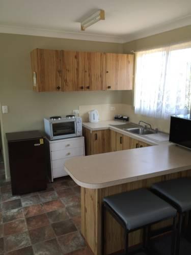 Wagon Wheel Motel & Units