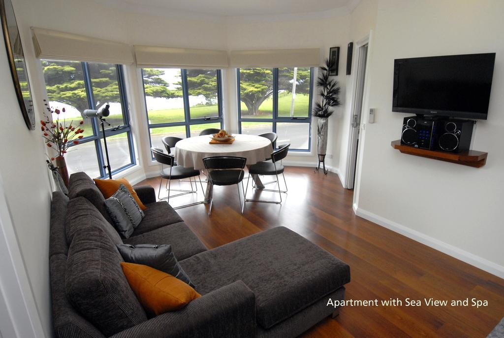 Seascape Accommodation