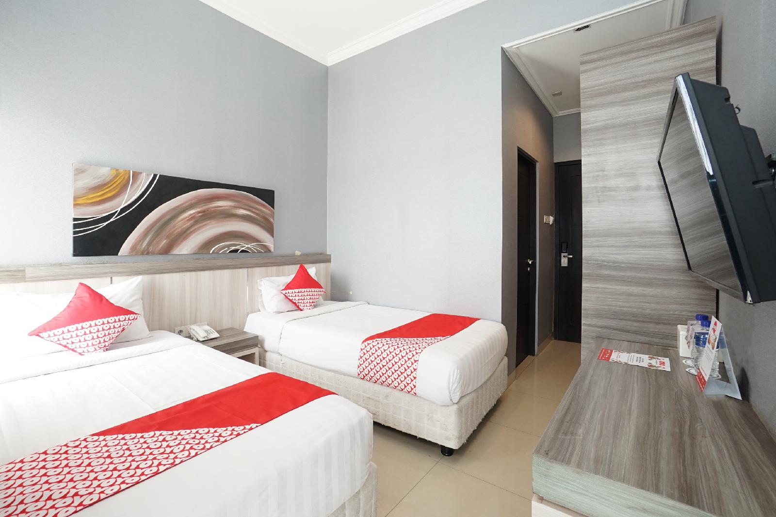 Hotel Dalwa Syariah By OYO Rooms