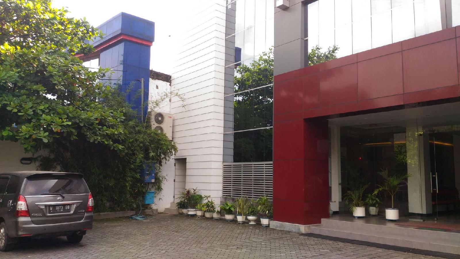 Hotel Kharisma Madiun