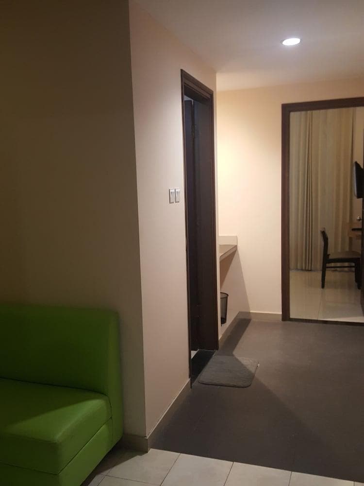 Hotel Kharisma Madiun