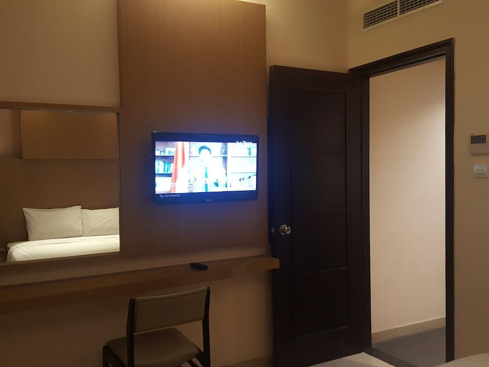 Hotel Kharisma Madiun