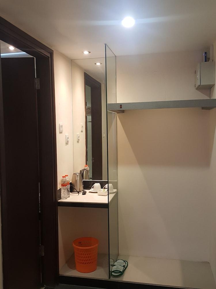 Hotel Kharisma Madiun