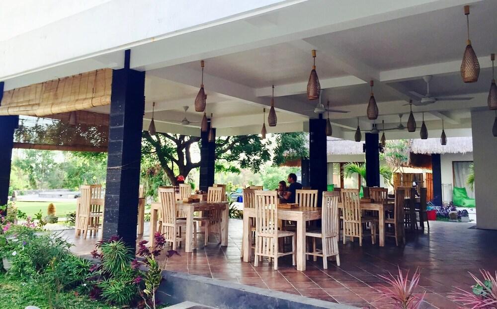 Bunga Laut Bungalow