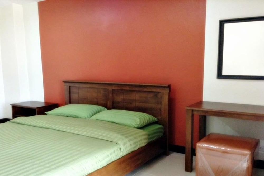 Apartment Baan Khun Mae