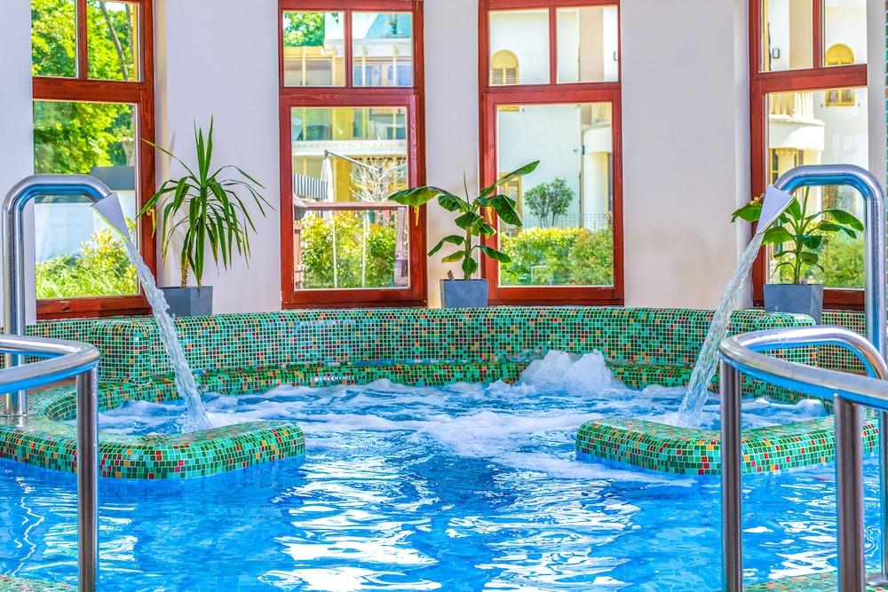 Anna-Mária Villa Hotel