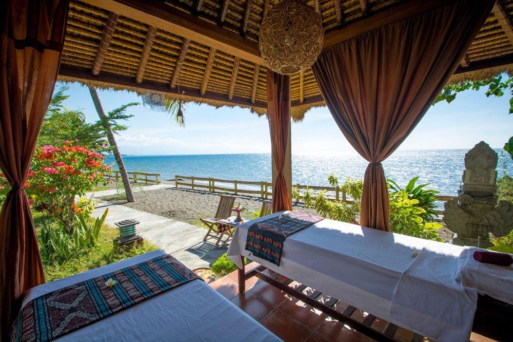 Kubu Beach Lovina