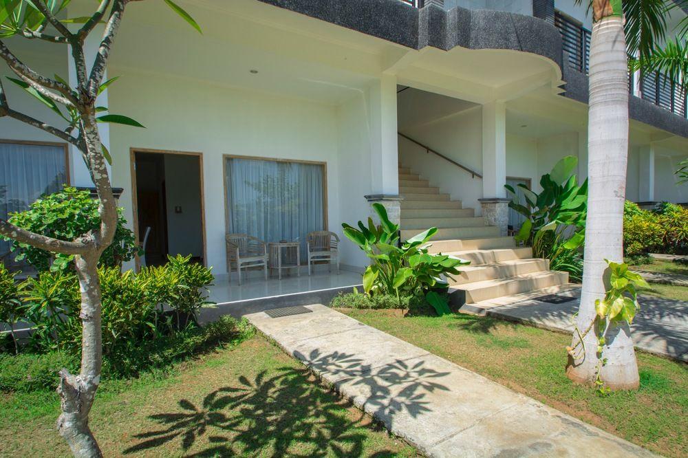 Kubu Beach Lovina