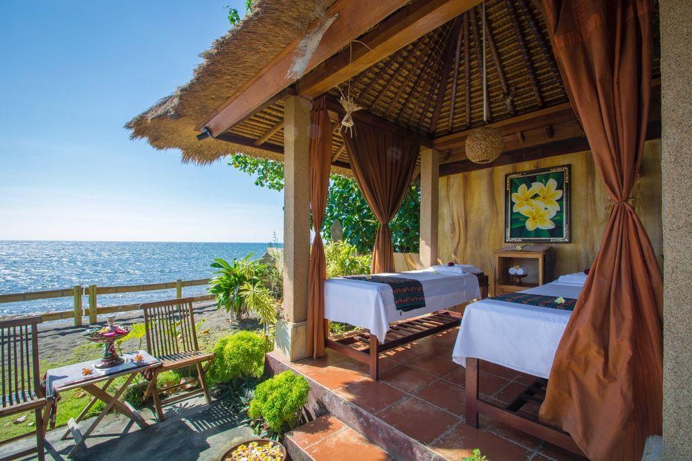 Kubu Beach Lovina