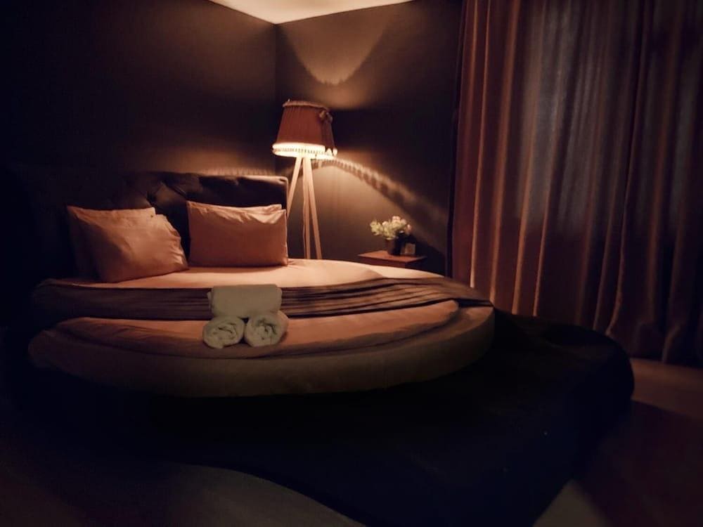 Park 12 Apart Hotel