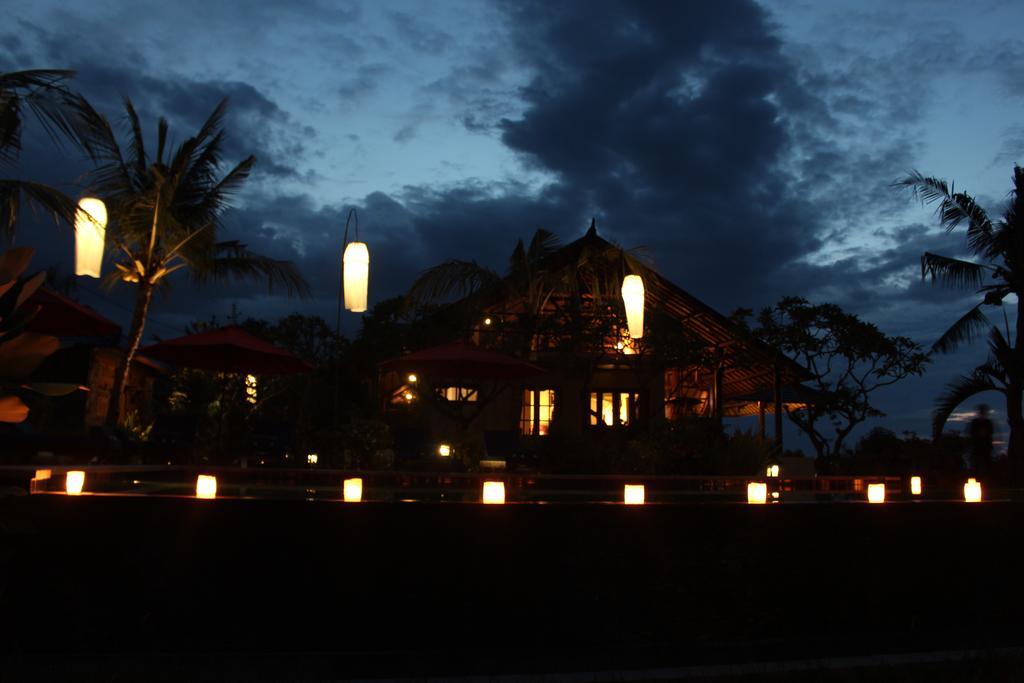 Ume Cantik Villa