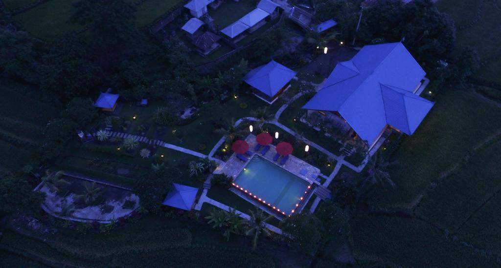 Ume Cantik Villa