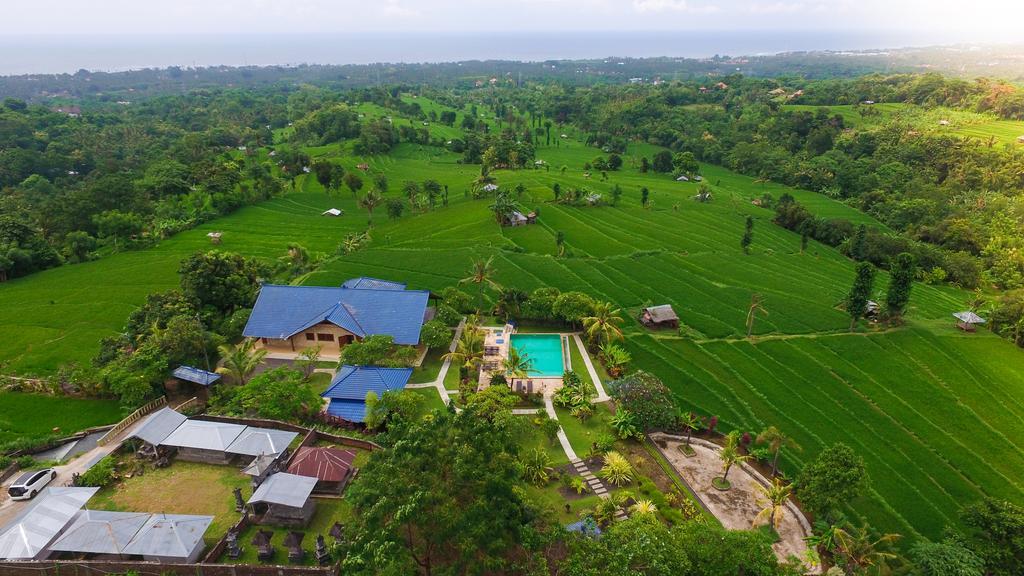 Ume Cantik Villa