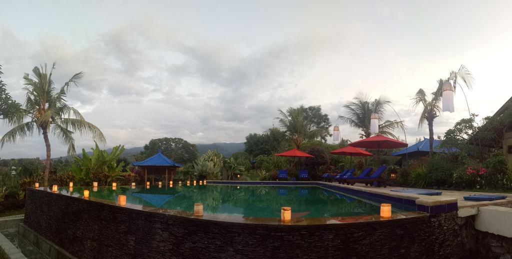 Ume Cantik Villa