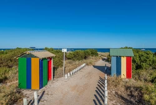 Ocean Beach Chalet 18