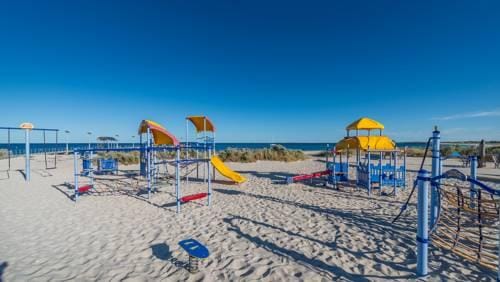 Ocean Beach Chalet 18