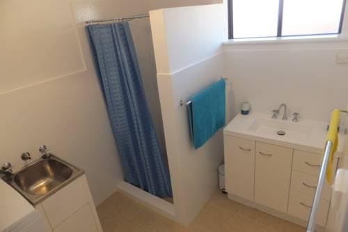 Ocean Beach Chalet 18