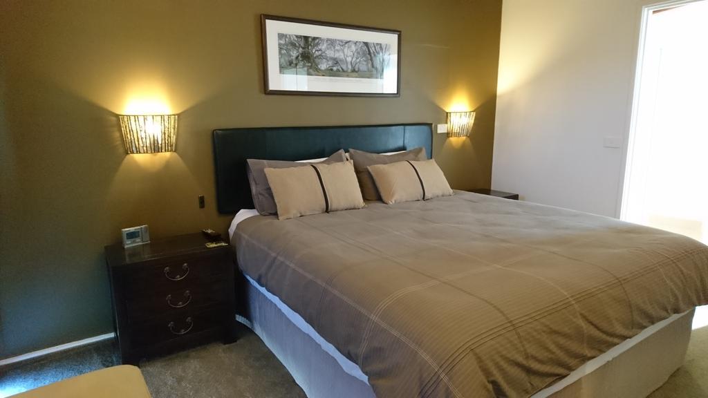ELM Riverside Accommodation