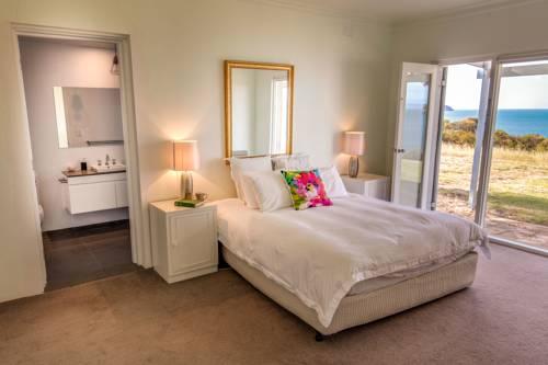 Antechamber Bay Retreats