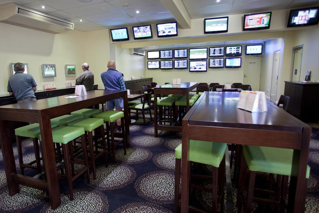 Carriers Arms Hotel Motel