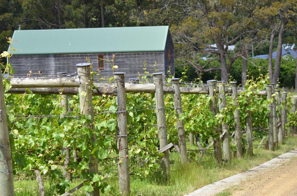 Herons Rise Vineyard Cottages