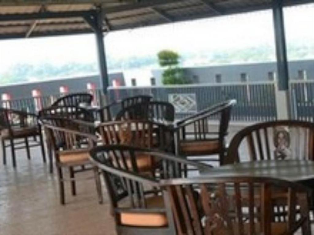 Khalista Hotel