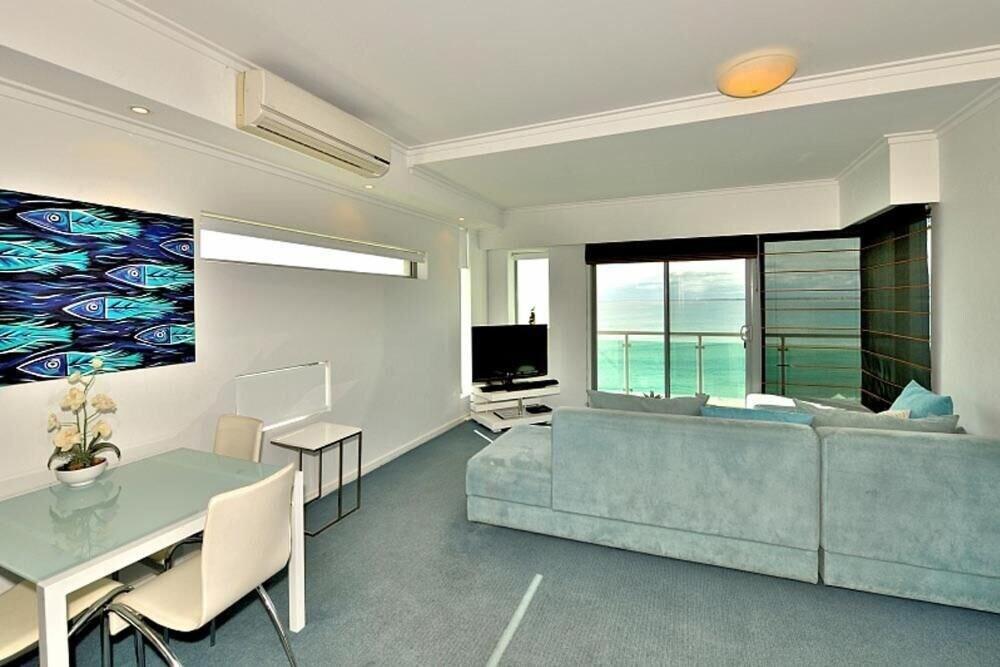 Waters Edge Luxury @ Mandurah - By The Sea Apartment