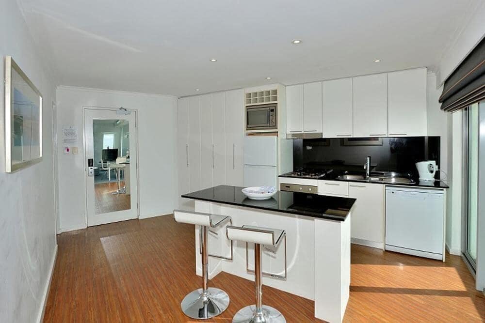 Waters Edge Luxury @ Mandurah - By The Sea Apartment