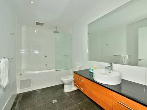Waters Edge Luxury @ Mandurah - By The Sea Apartment
