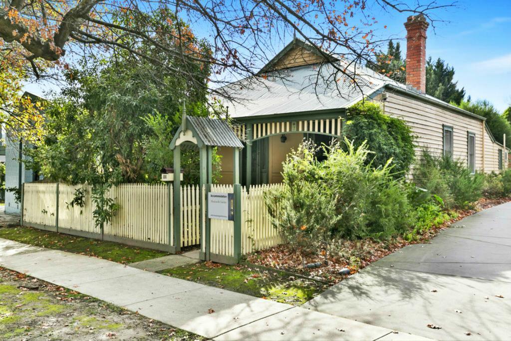 Lucy's Cottage