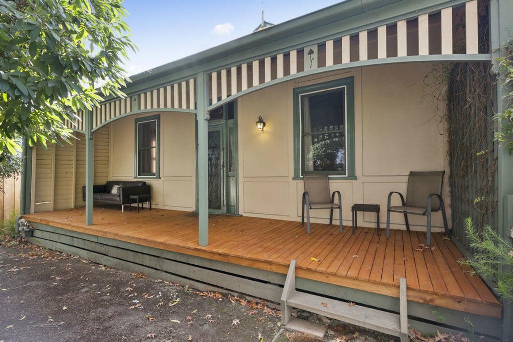 Lucy's Cottage