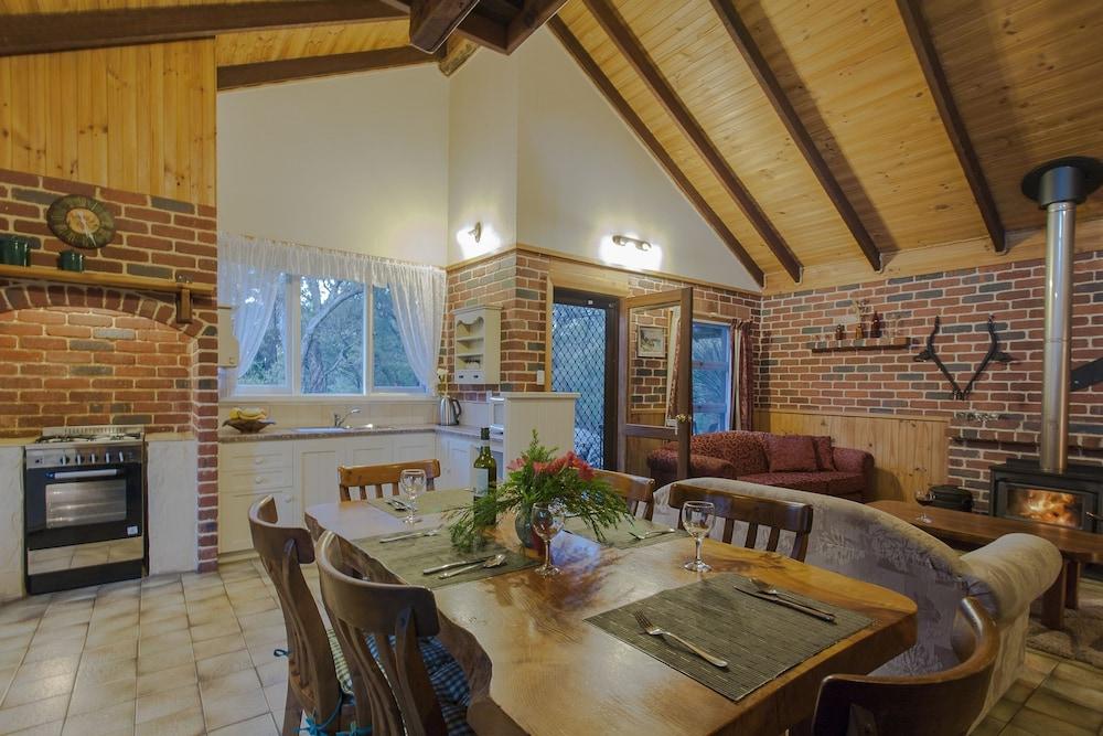 William Bay Country Cottages