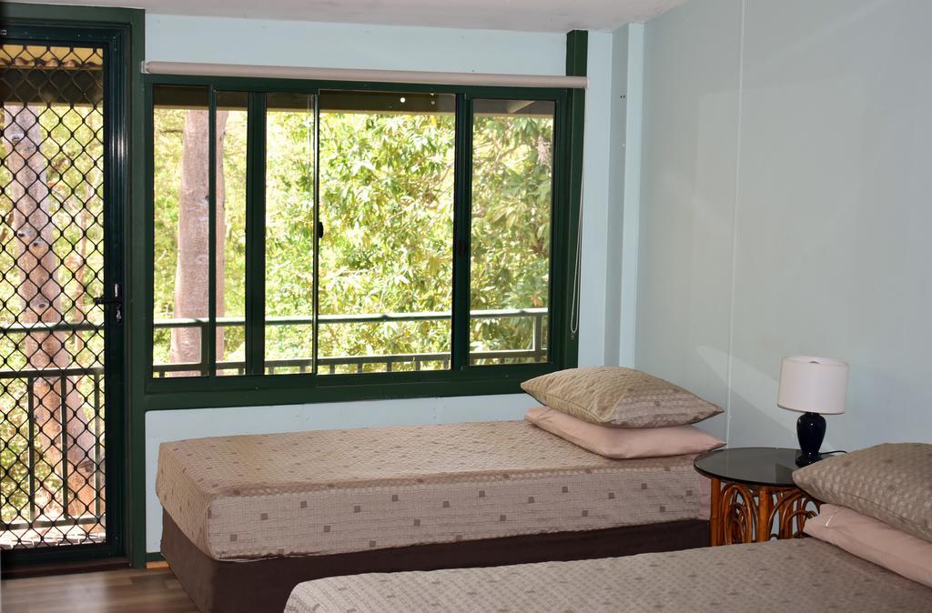 Parry Creek Farm Tourist Resort & Carava
