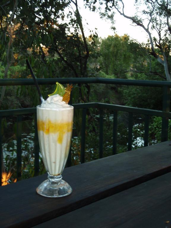 Parry Creek Farm Tourist Resort & Carava
