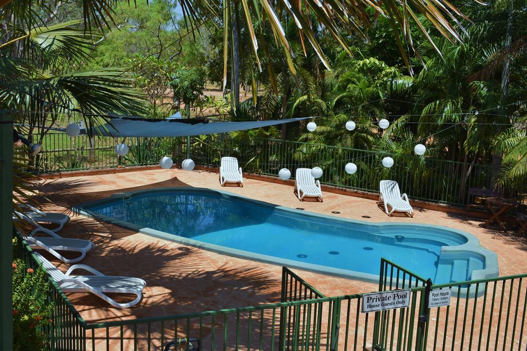 Parry Creek Farm Tourist Resort & Carava