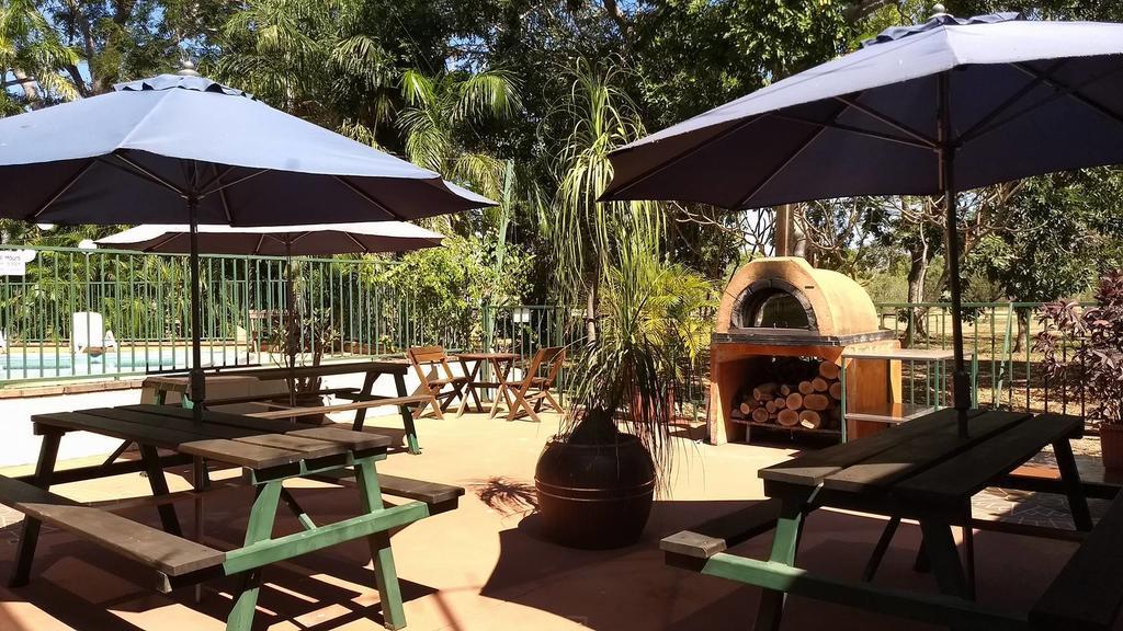 Parry Creek Farm Tourist Resort & Carava