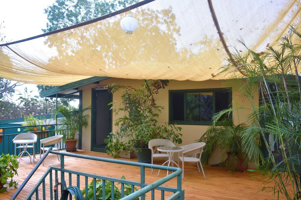 Parry Creek Farm Tourist Resort & Carava