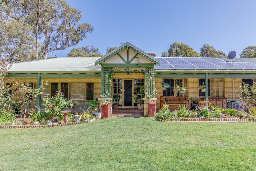 Devonleigh Bed and Breakfast