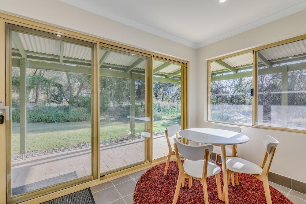Devonleigh Bed and Breakfast