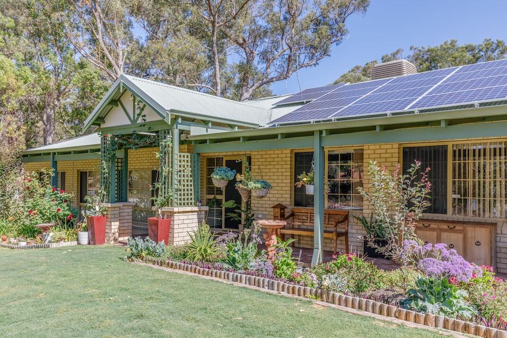 Devonleigh Bed and Breakfast