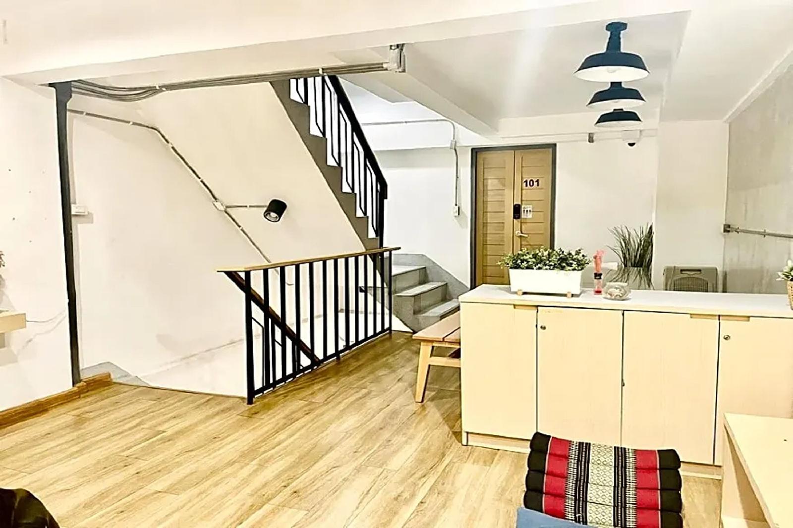 Ora Hostel Bangkok