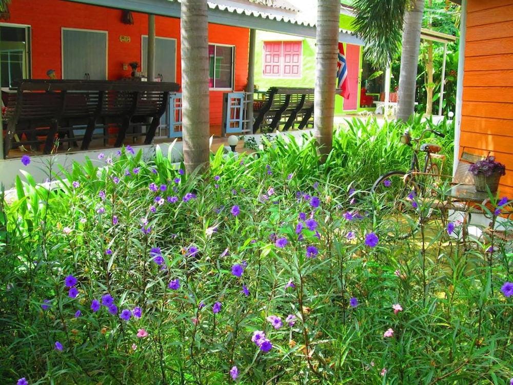 Tahjeen Riverhome
